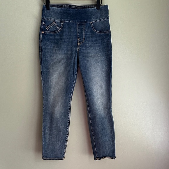 Rock & Republic Fever Pull On Denim Rx Slimming Denim Leggings - Picture 3 of 12